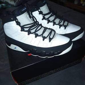 Retro Jordan 9s